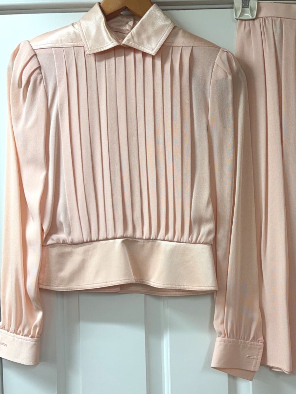 Vintage Richard Warren Petites Soft Peach/Pink Satin Blouse & Skirt 6 Petite